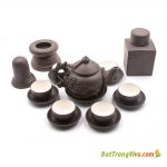 Bộ ấm tử sa đắp nổi hoa mai – lòng trắng – đầy đủ phụ kiện